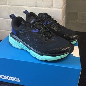 Hoka One Challenger Air 6 women's running shoes 6.5